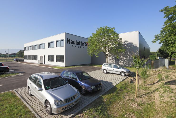 Neues Firmengebäude für Hubarbeitsbühnen Spezialist Haulotte