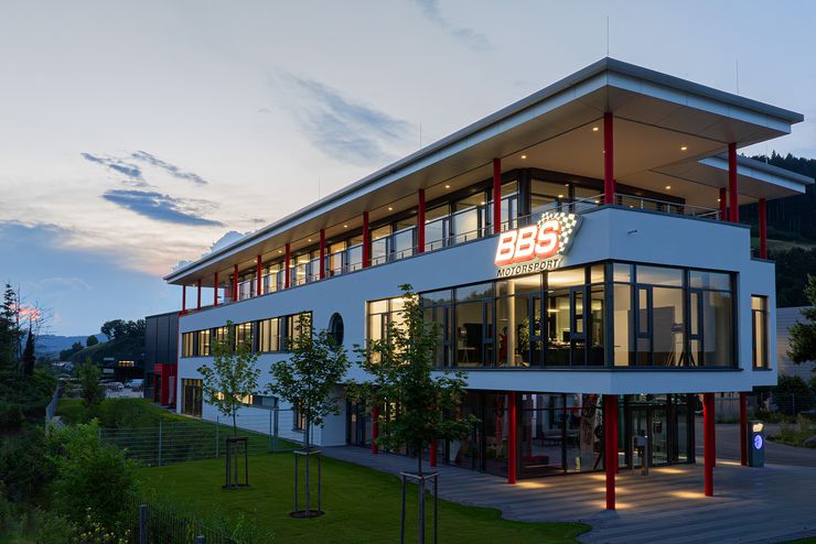 Dynamischer Neubau für BBS Motorsport